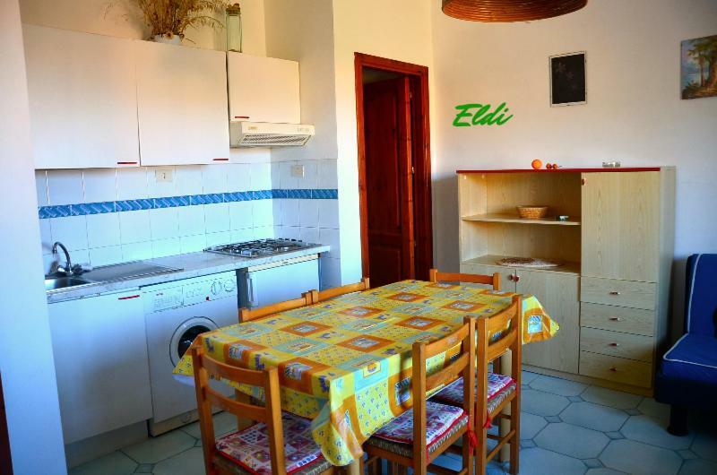Apartmán Da Mario E Maria Aglientu Exteriér fotografie