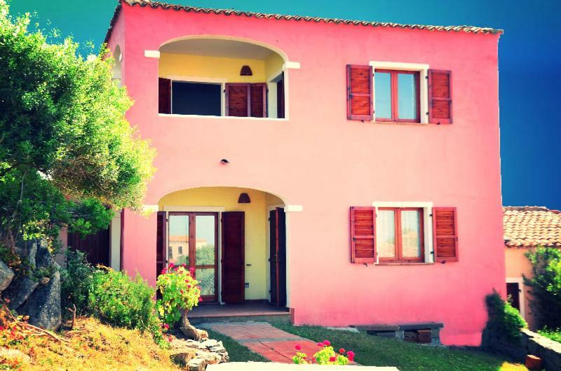 Apartmán Da Mario E Maria Aglientu Exteriér fotografie